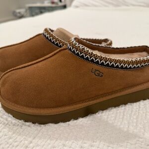 UGG Tasman Brown Suede Slippers in Chestnut